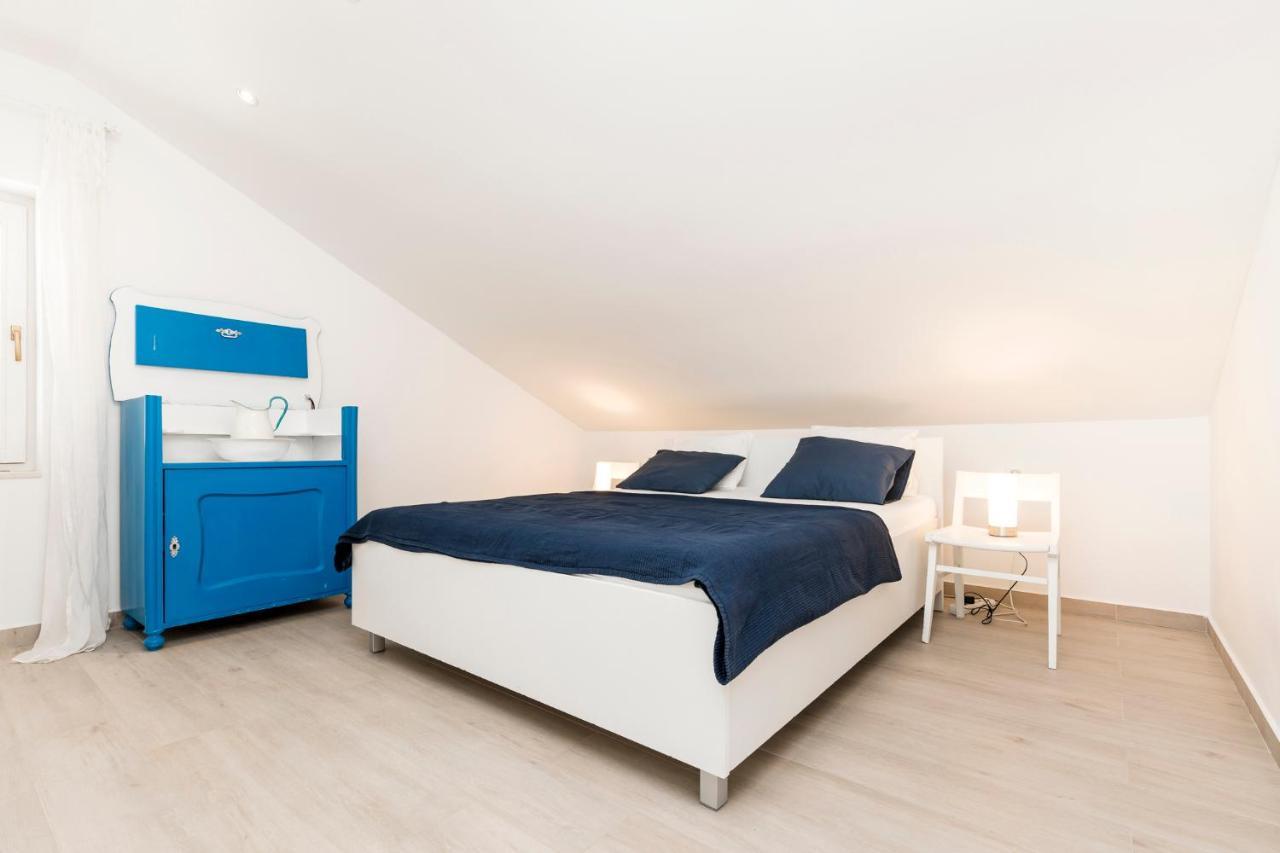 Апартаменты Casa Maria 2 Мали-Лошинь Экстерьер фото